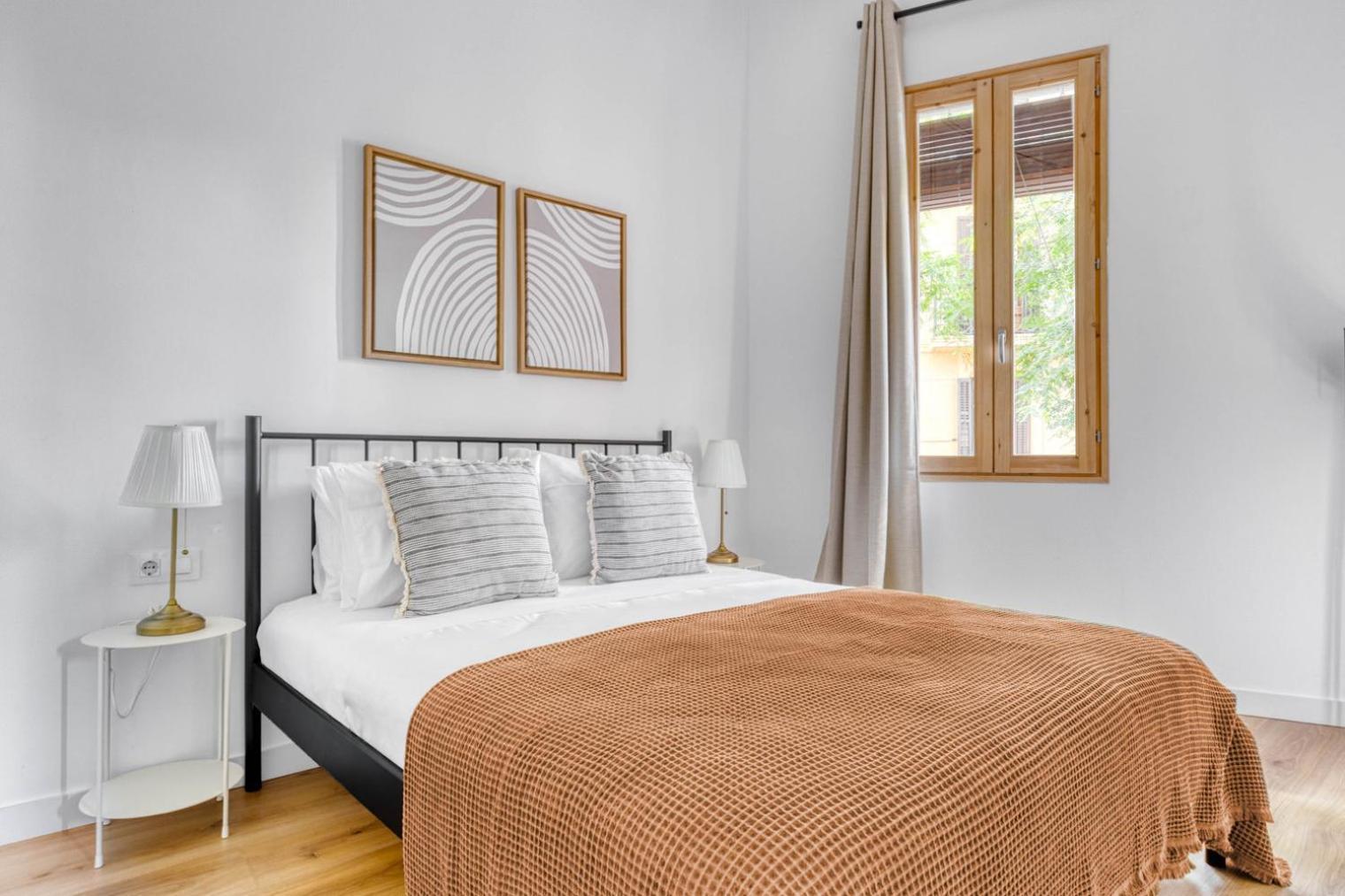 Renovated El Born 2br Wbalcony Nr Arc De Triomf Bcn-38