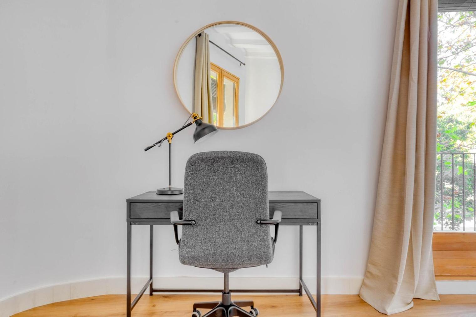 Renovated El Born 2br Wbalcony Nr Arc De Triomf Bcn-38 Barcelona