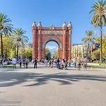 Renovated El Born 2Br Wbalcony Nr Arc De Triomf Bcn-38