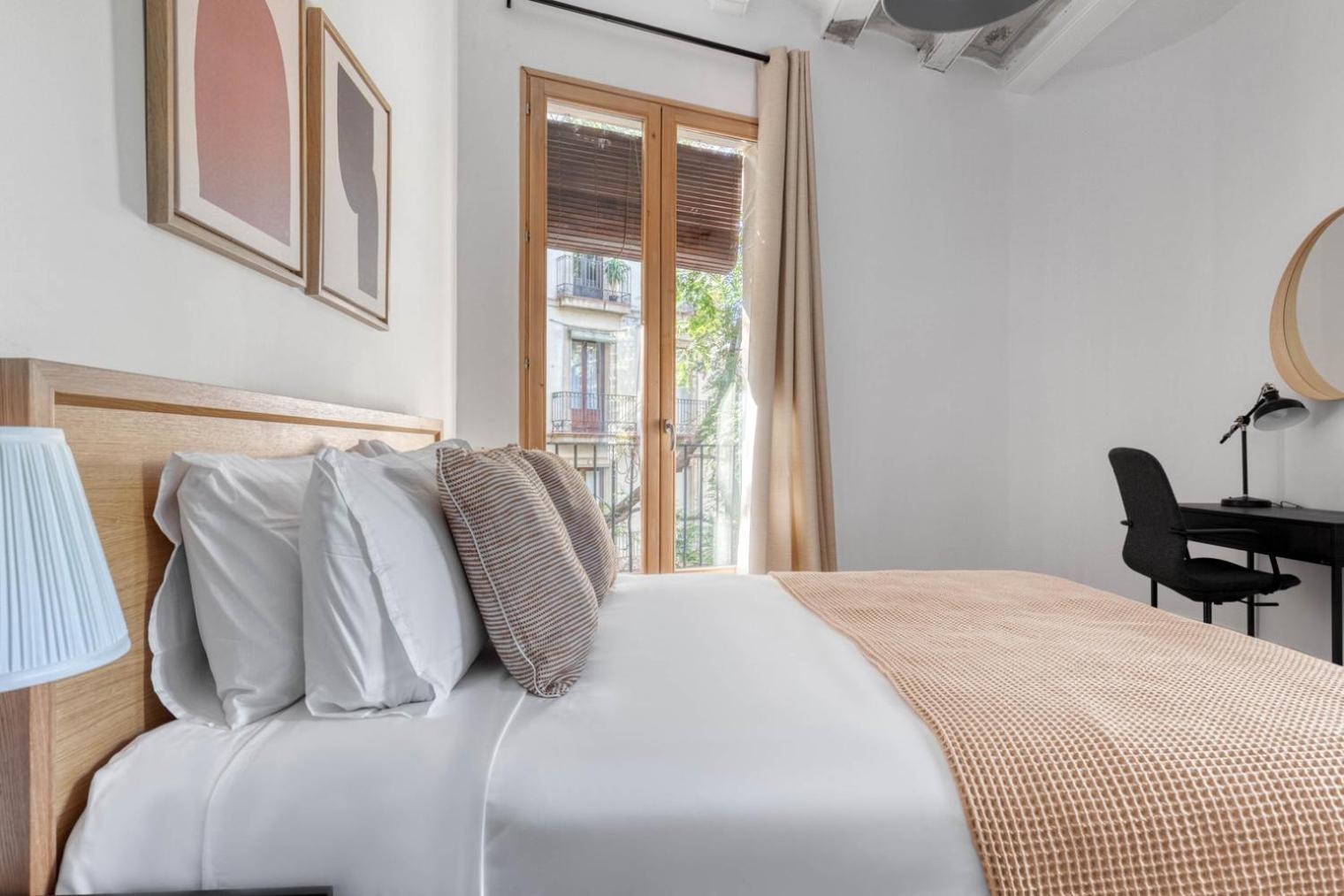 Renovated El Born 2br Wbalcony Nr Arc De Triomf Bcn-38