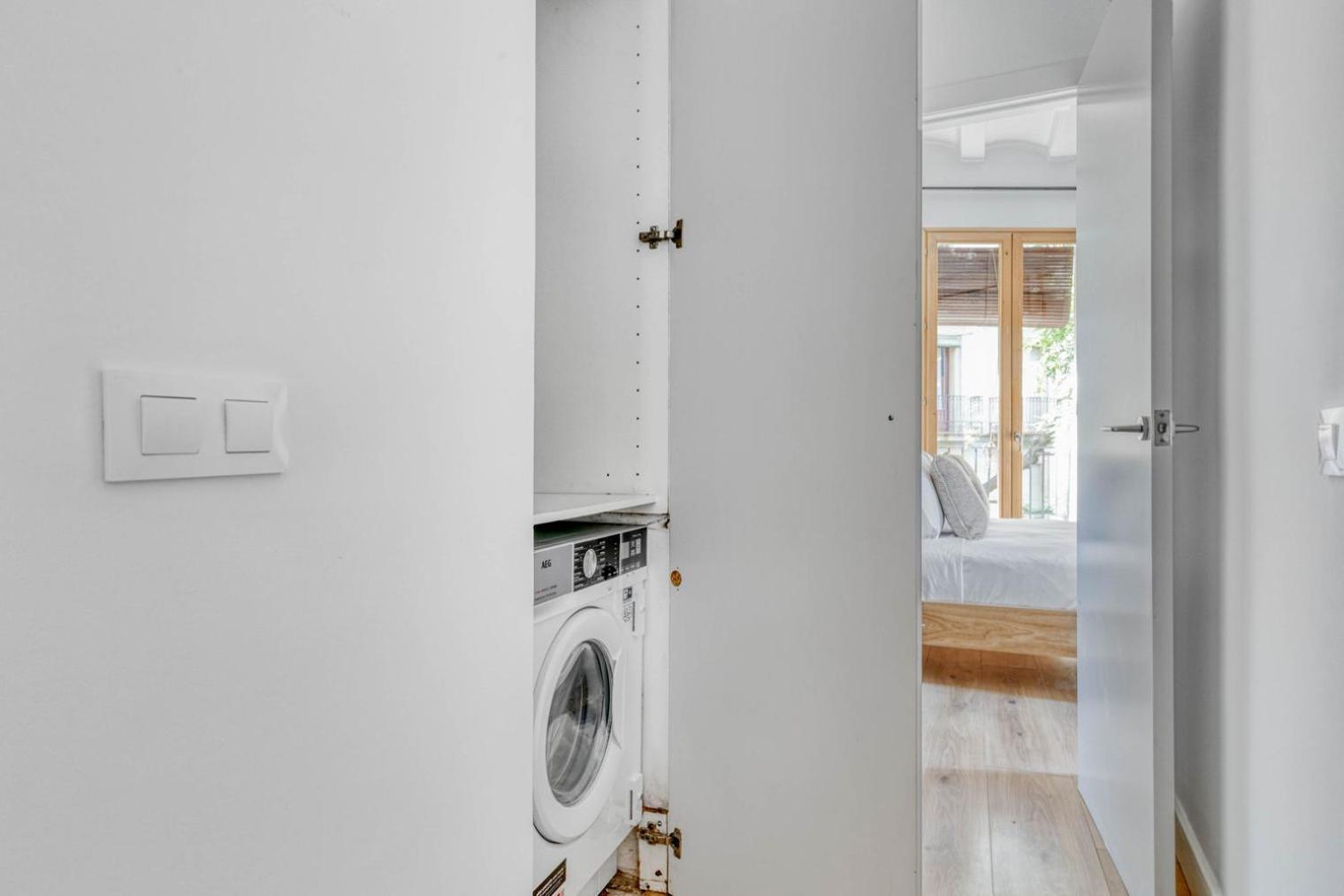 Appartement Renovated El Born 2br Wbalcony Nr Arc De Triomf Bcn-38 *